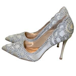 Badgley Mischka Rouge Pointed Toe Silver Scalloped Stiletto Heel Pumps Size 7.5